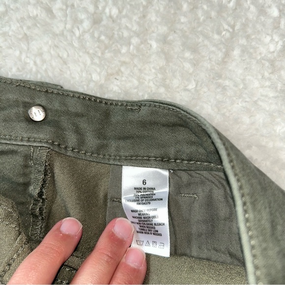 Aeropostale Midi Shorts Size 6 - Picture 4 of 5